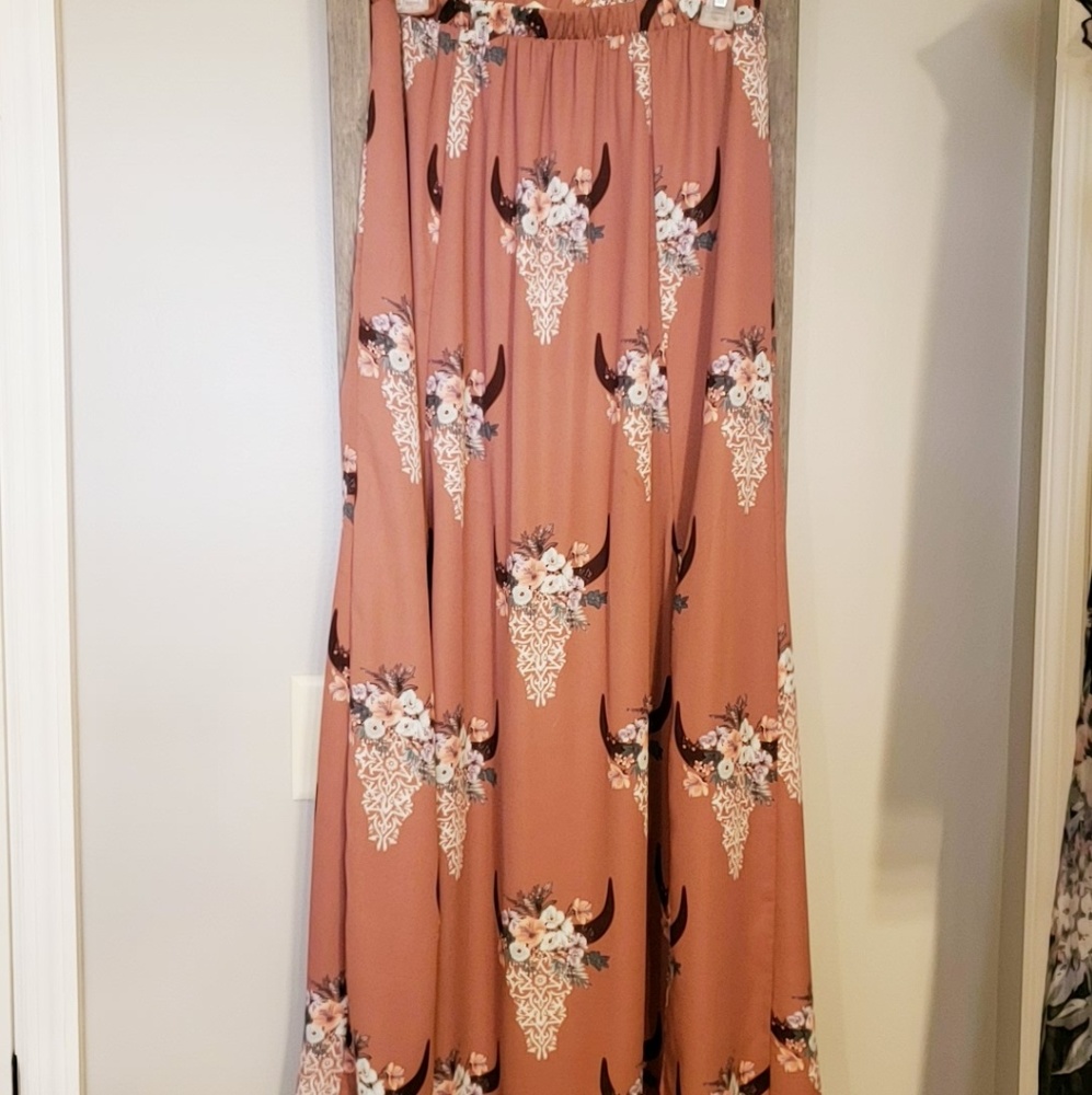 Maxi skirt